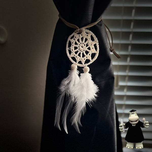 WHITE CURTAIN TIE EMBROIDERED DREAM CATCHER